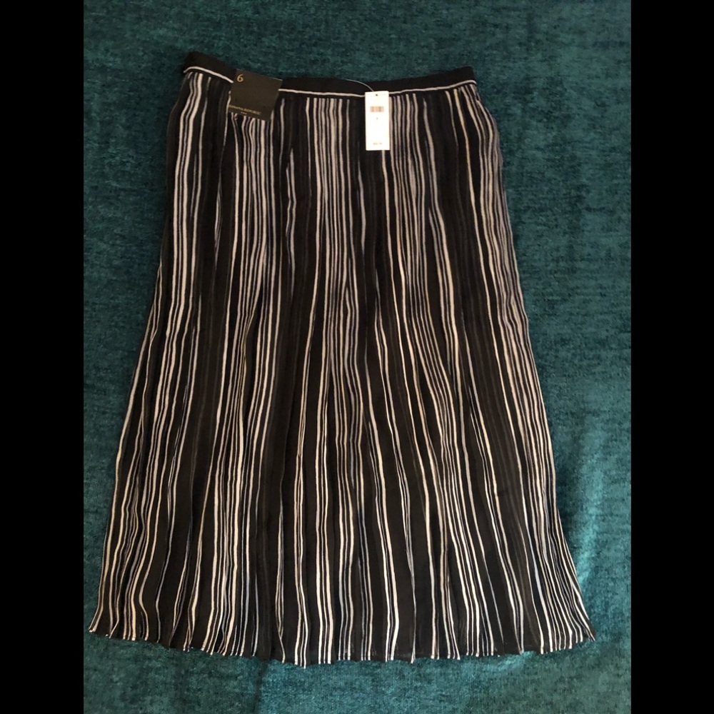 NWT Banana Republic pleated midi skirt